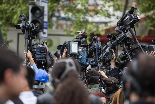press, camera, the crowd, journalist, news, curiosity, live broadcast, newspaper, television, important, press, press, press, press, journalist, journalist, journalist, journalist, journalist, newspaper. Deaths by year by profession: why coverage varies